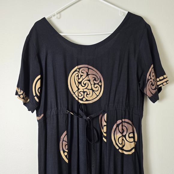 Smithsonian Batik Dress Womens Medium Short Sleeve Black Medallion Pattern - Picture 6 of 10